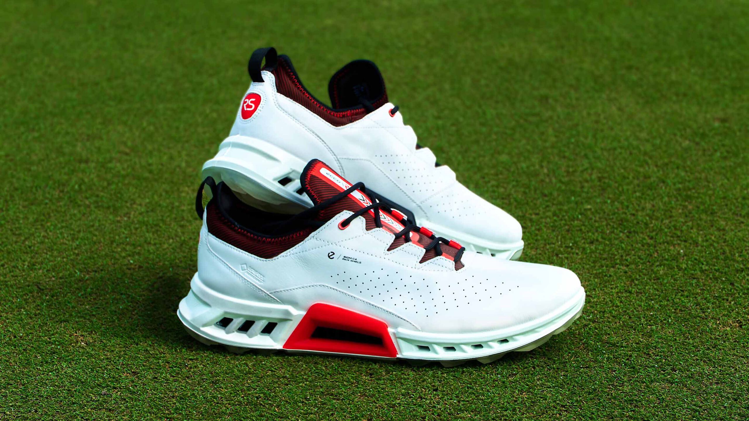 ECCO Golf Collaborates with YouTube’s Most Popular Golfer