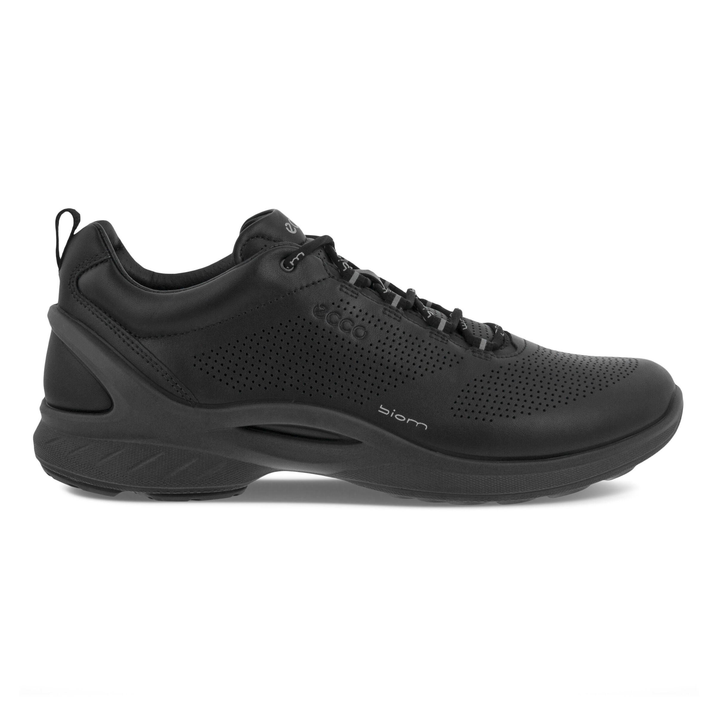 ecco black walking shoes